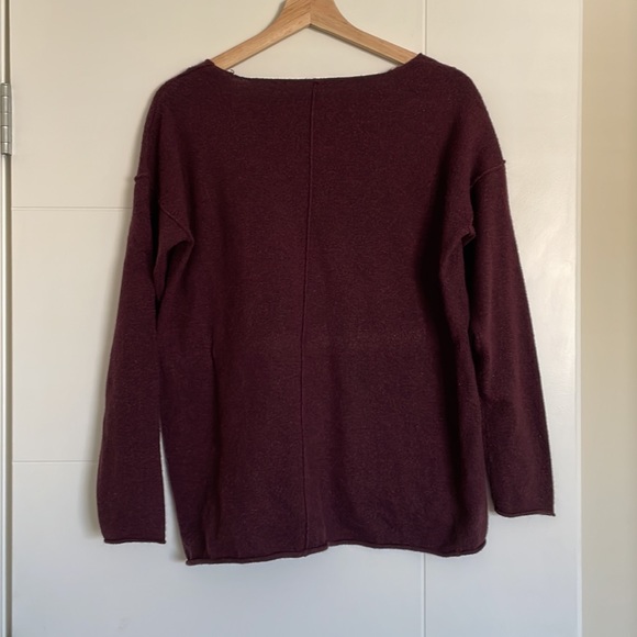 Gina Tricot Sweater - Picture 3 of 3